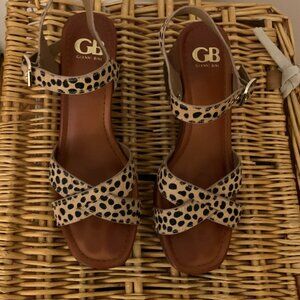 Gianni Bini animal print heels women's size 9.5 M